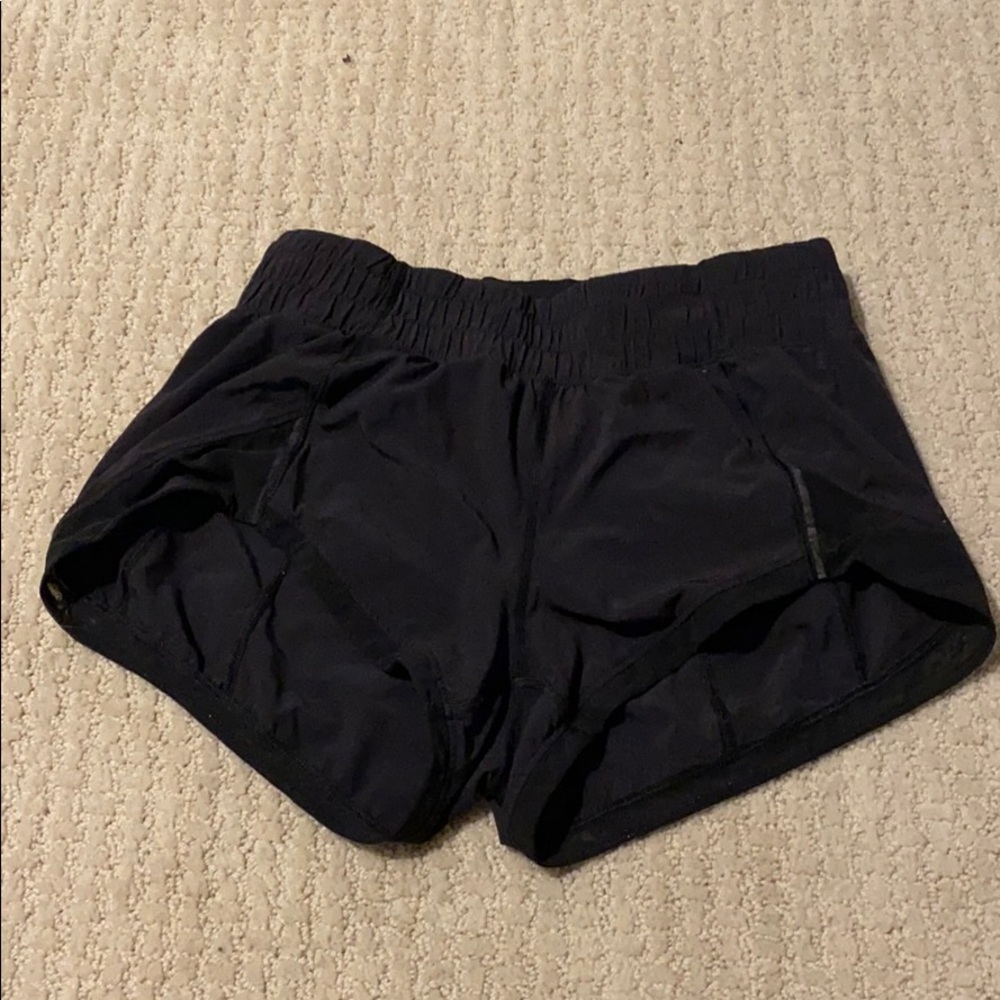 Lululemon shorts size 4